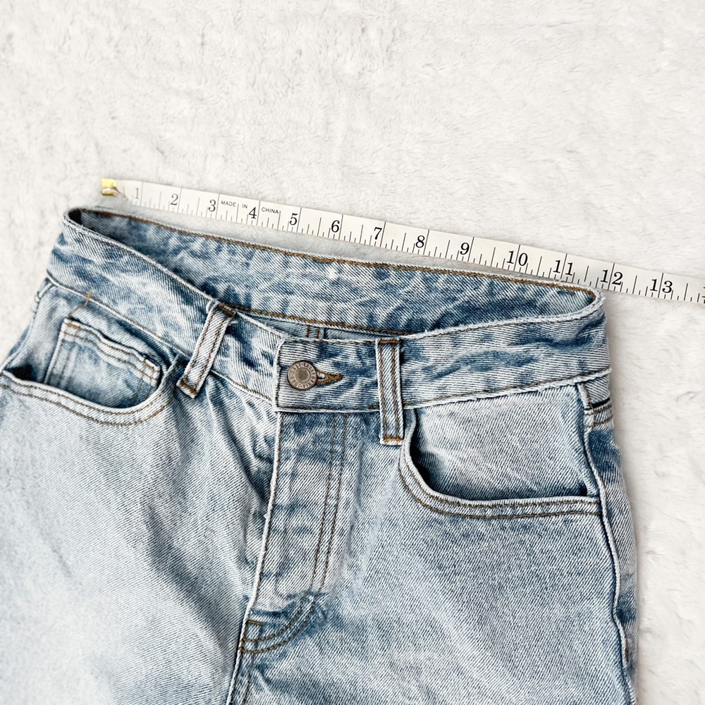 J GALT Brandy Melville High Rise Frayed Hem Straight Leg Jeans - Picture 8 of 9
